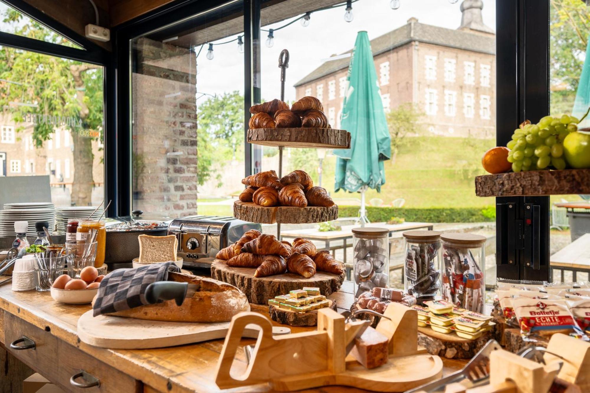 Landgoed Kasteel Limbricht Bed & Breakfast Luaran gambar